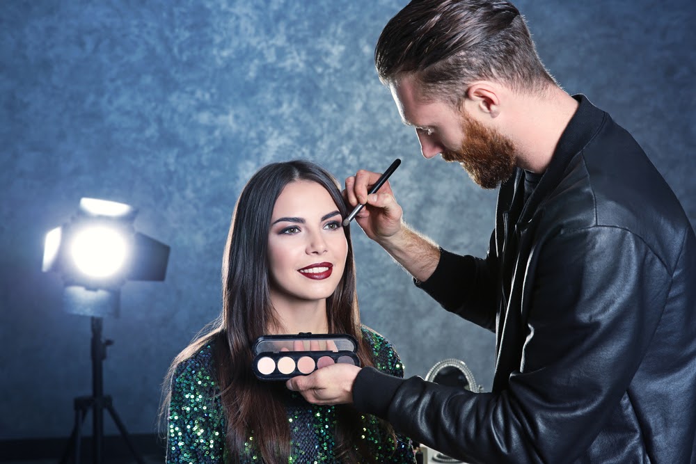 freelancer makeup artist